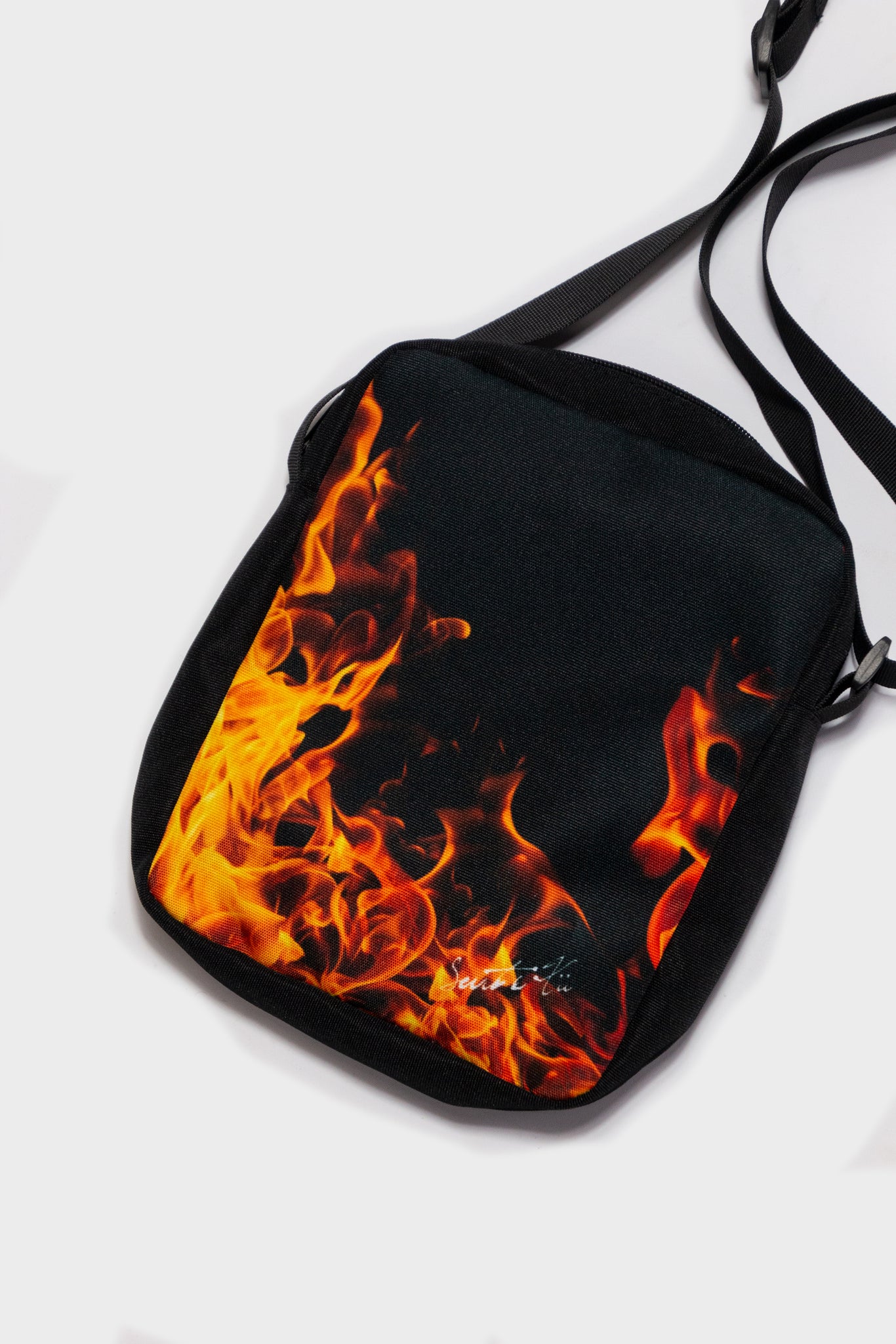 La Flame Cross Body Bag - Black